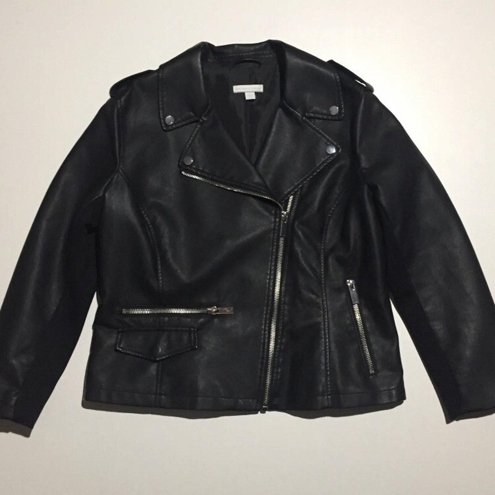 Woman’s New York & Company Size Large Faux Leather Zip Up Lined Jacket